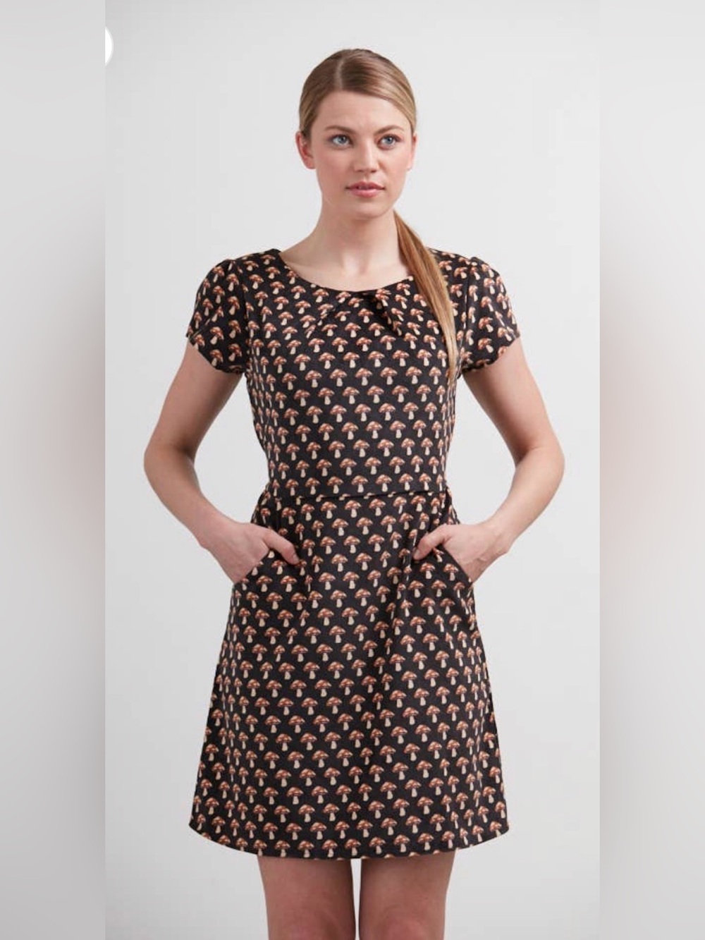 SM Wardrobe Mushroom Print Dress Charcoal Short Sleeve Tie Waste Midi Dress